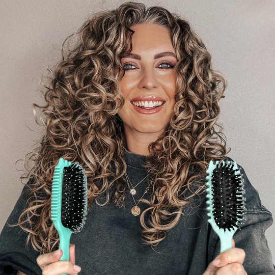 Styling Curly Hair Brush™ | Uppnå perfekta lockar enkelt