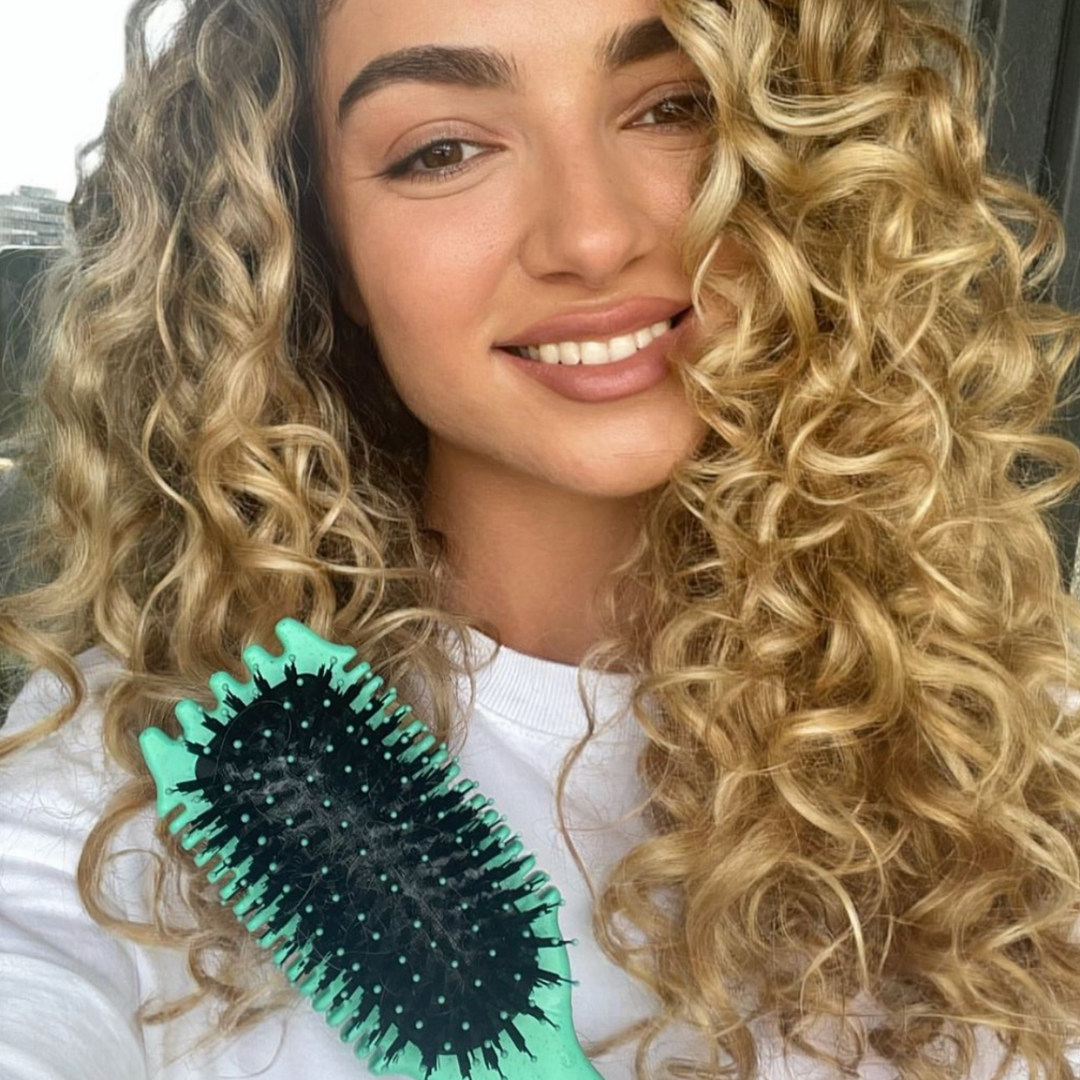 Styling Curly Hair Brush™ | Uppnå perfekta lockar enkelt